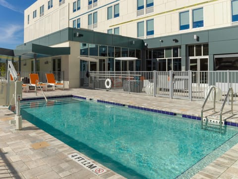 Aloft Gainesville University Area Hotel in Gainesville