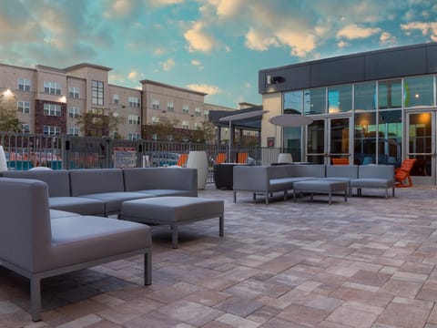 Aloft Gainesville University Area Hotel in Gainesville