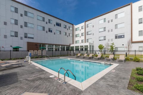 Element Bentonville Hotel in Rogers