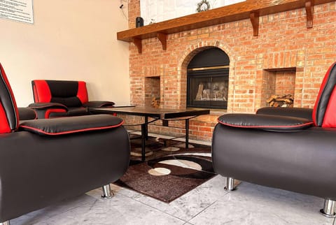 Baymont By Wyndham Indianapolis Northwest Hotel in Pike Township