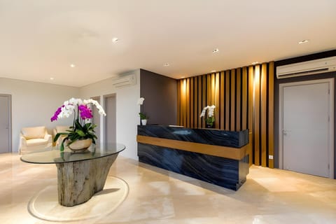 The Double View Mansions - Bali Apartment hotel in Mengwi