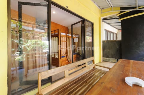 Shooting Star Hostel Kuta RedPartner (Mixed Dormitory) Hotel in Kuta