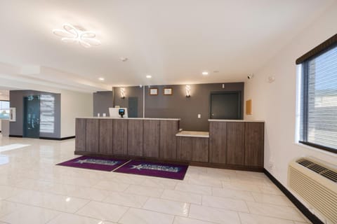 Americas Best Value Inn East Peoria Hotel in East Peoria