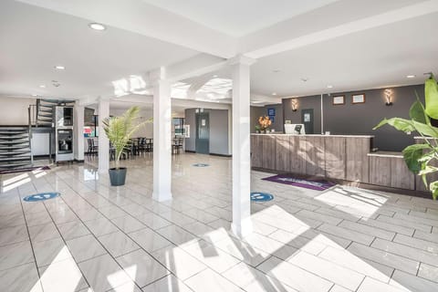 Americas Best Value Inn East Peoria Hotel in East Peoria