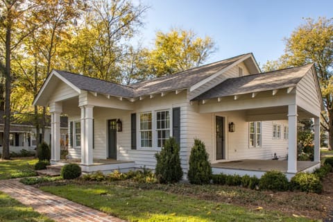 The Louis Hotel Hotel in Tennessee