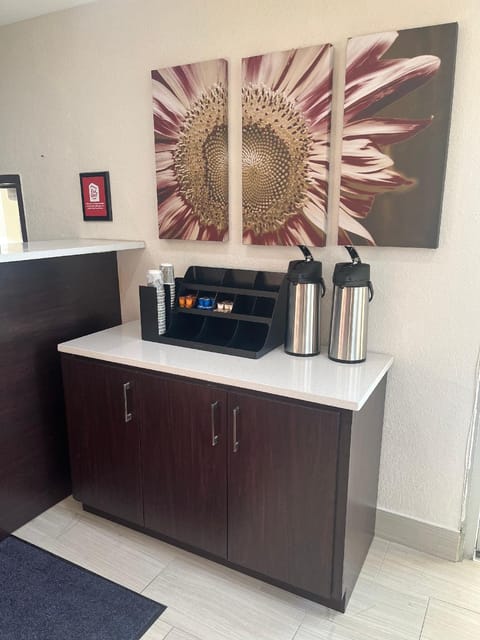 Red Roof Inn Haltom City Hotel in Richland Hills