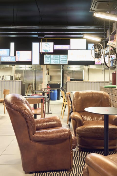 Shared lounge/TV area