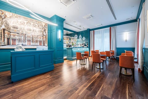 Bar/lounge