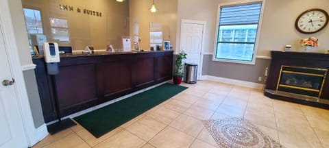 Riviera Inn and Suites 1000 Islands Hotel in Gananoque