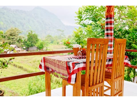 Gong Wi Cottages Hotel in Sidemen