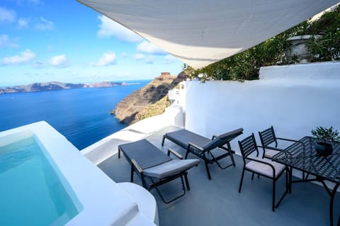 Karpimo Scenery Resort in Thera