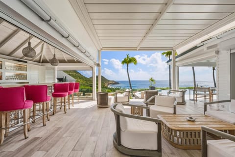 Bar/lounge