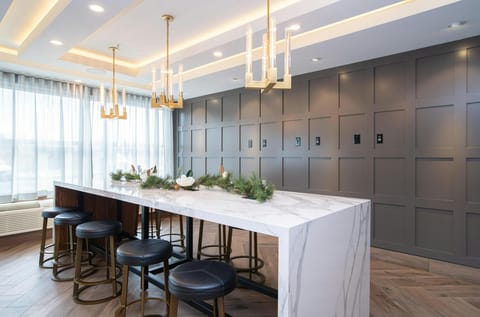 Sandman Signature Ottawa Airport Hotel Hotel in Ottawa