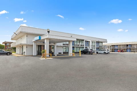 Rodeway Inn West Memphis Hotel in Marion