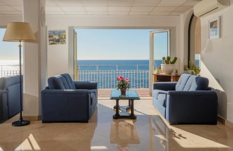 Hotel Weber Ambassador Hotel in Capri