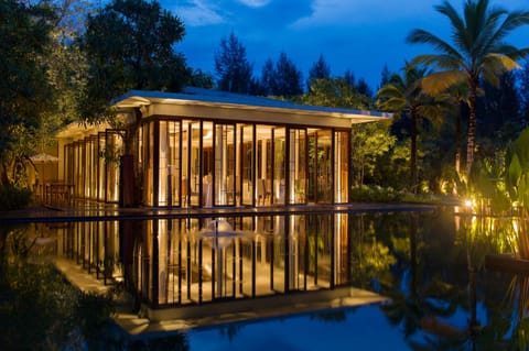 The Sarojin Resort in Khuekkhak