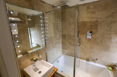 The Cheviot Inn in England