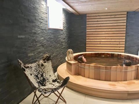 Hot tub