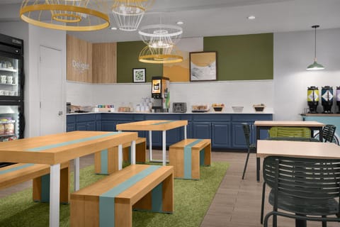 Spark by Hilton Denver Tech Center Greenwood Village Hotel in Greenwood Village