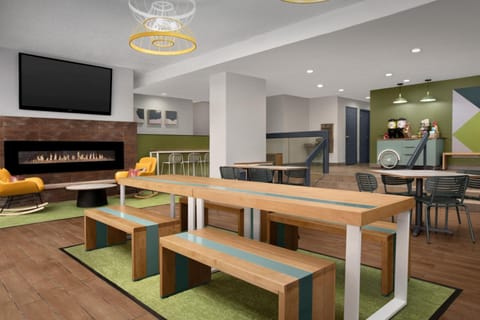 Spark by Hilton Denver Tech Center Greenwood Village Hotel in Greenwood Village