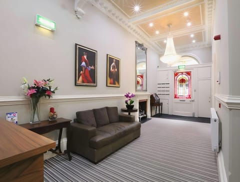Palmerston Suites Apartment hotel in Edinburgh