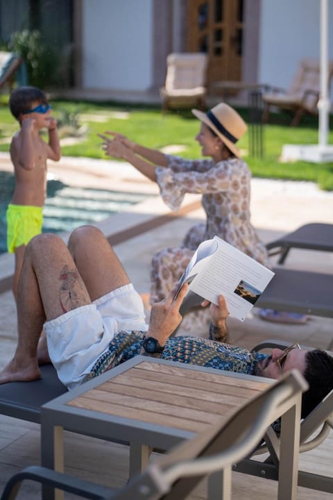 Hane Cunda Hotel in İzmir Province