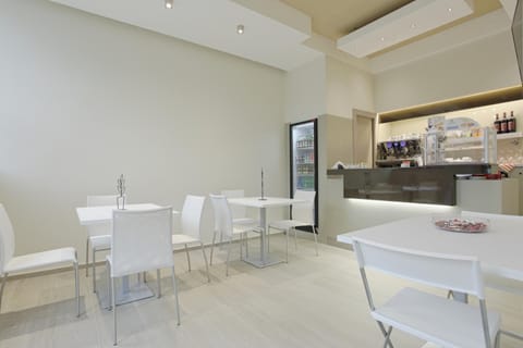 Bar/lounge