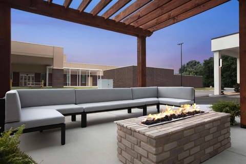 Home2 Suites by Hilton Chattanooga East Ridge Hotel in East Ridge