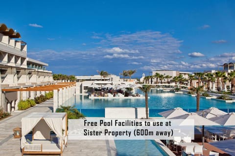 Avra Apartments Kolymbari Harbour Apartment hotel in Crete