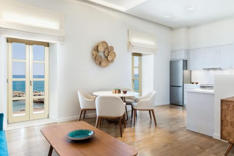 Avra Apartments Kolymbari Harbour Apartment hotel in Crete