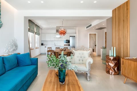 Avra Apartments Venetian Harbour Apartment hotel in Chania