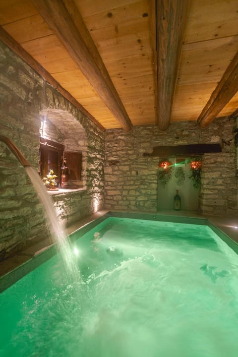 Hot tub