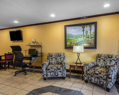 Econo Lodge Defuniak Springs I-10 Hotel in South Walton County