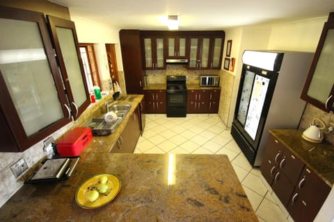 Saltycrax Backpackers Hostel in Cape Town