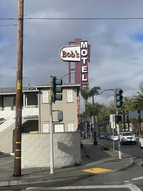Bob's Motel Hotel in Commerce