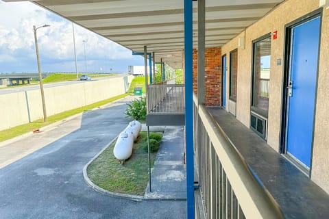 Hahira Inn By OYO near Valdosta Hotel in Georgia