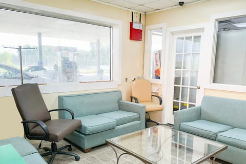 Hahira Inn By OYO near Valdosta Hotel in Georgia