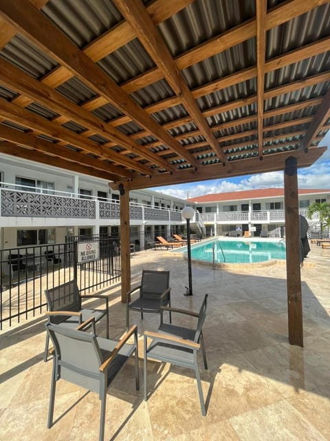 Holiday Isles Resort Hotel in Madeira Beach