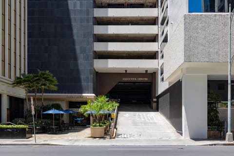 Bishop Suites @ Executive Centre Hotel in Honolulu