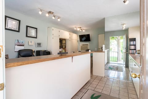 Casitas Del Monte Hotel in Palm Springs