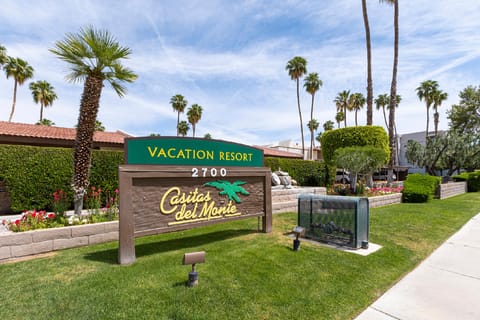 Casitas Del Monte Hotel in Palm Springs