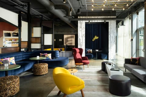 Aloft Waukee Hotel in Iowa