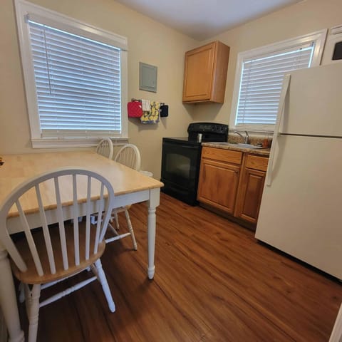 Early American Motel Motel in Lake Barkley