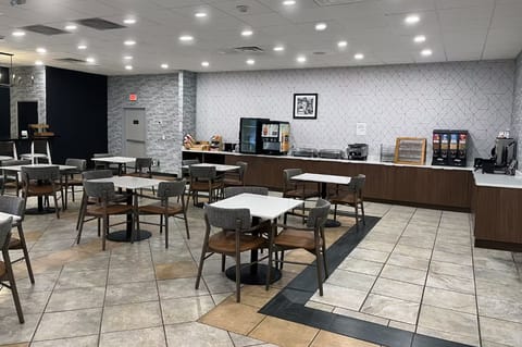 Hawthorn Extended Stay by Wyndham Columbia / Ft. Jackson Hotel in Dentsville