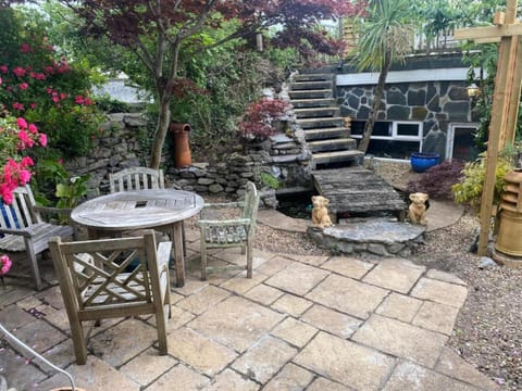 OYO The Barley House Hotel in Plymouth