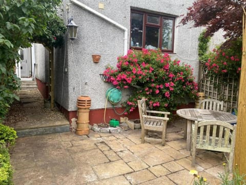 OYO The Barley House Hotel in Plymouth