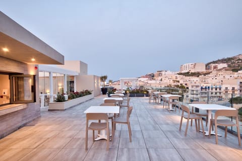 Luna Holiday Complex Hotel in Malta