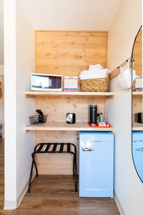 Explorer Rest & Recreation Hotel in Sandusky