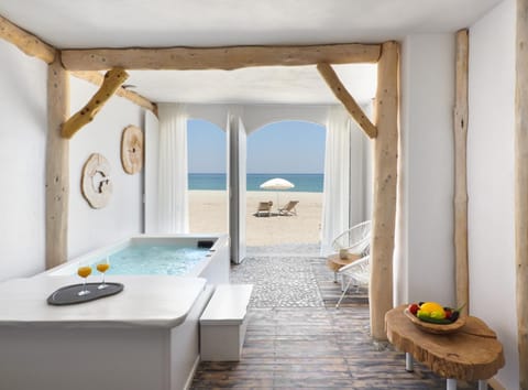 Hot tub