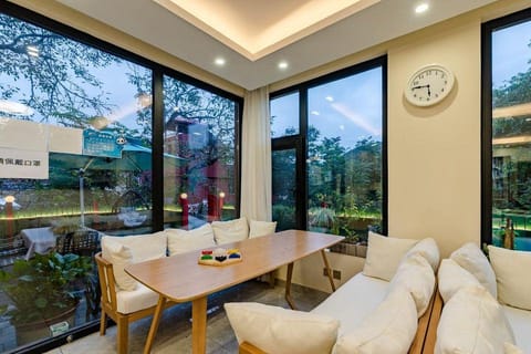 Floral Hotel·Flower Inn Inn Hotel in Beijing